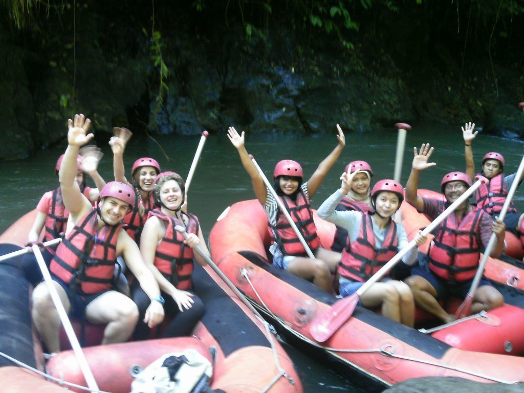 Comienza-el-rafting