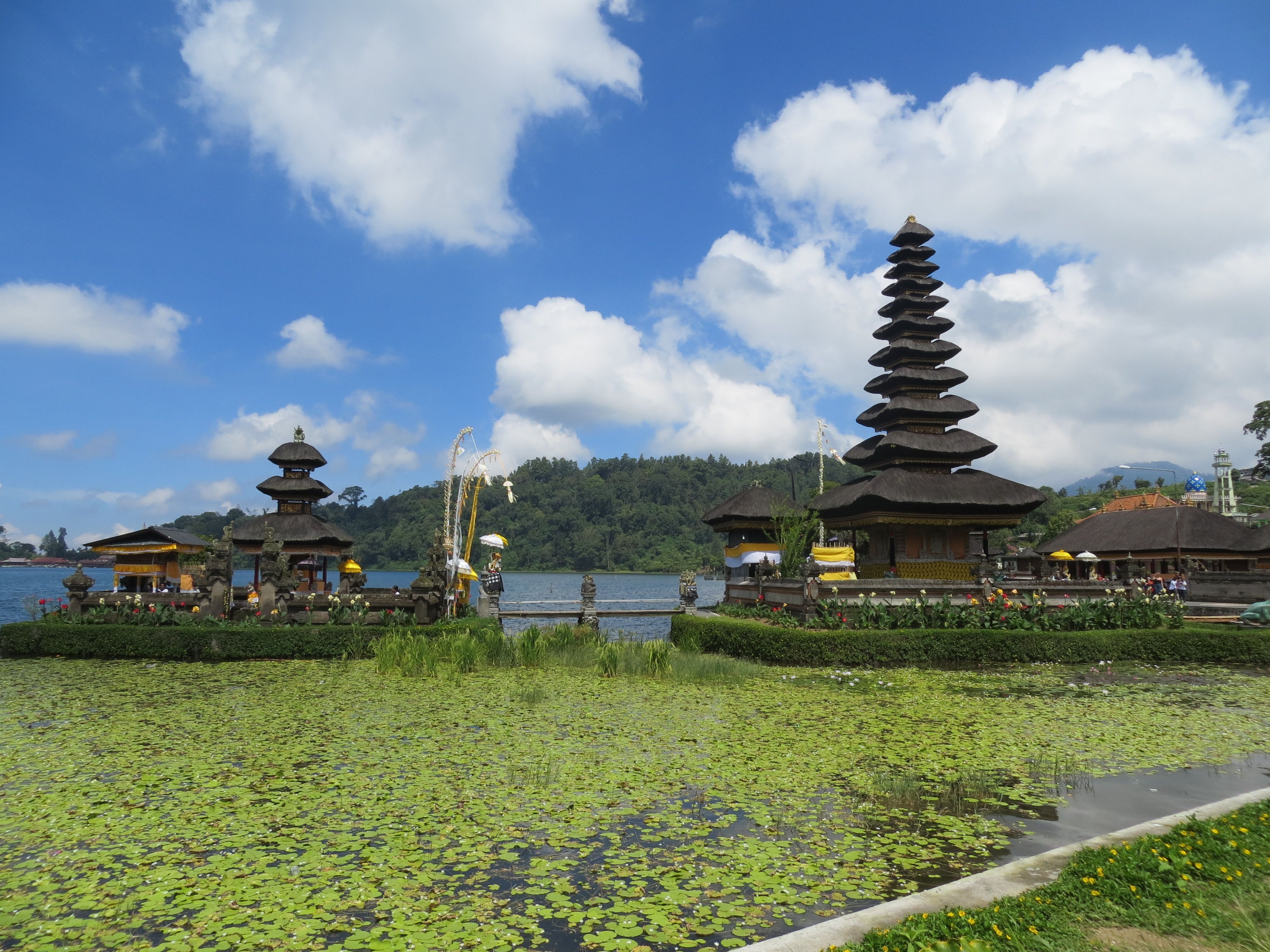 ViajesFreya/Blog/Mis-Viajes/Bali-2014/Lago-beratan-templo-bedugul